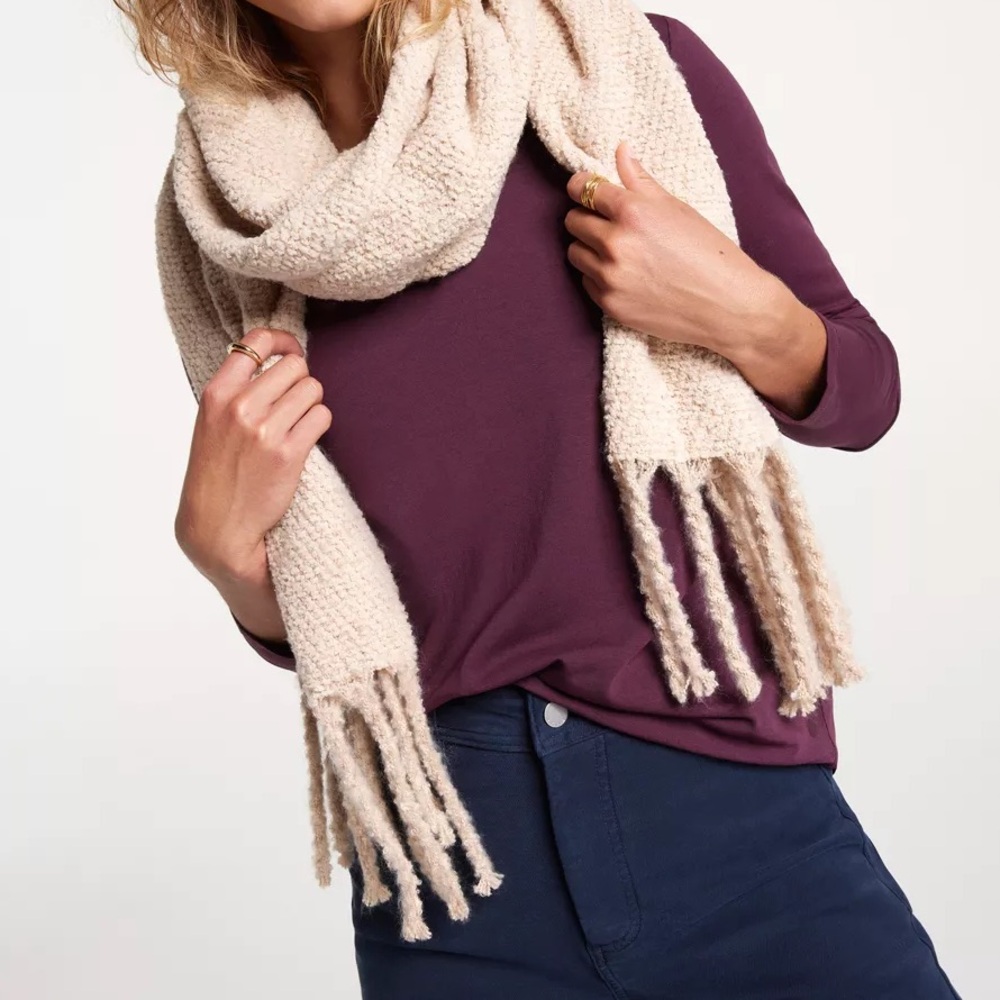 NWT CALIA Boucle Scarf Natural - Picture 2 of 4